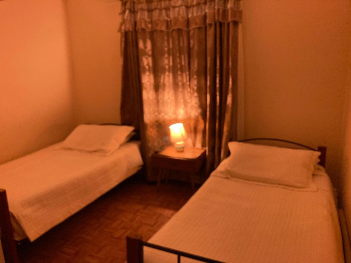 Hostal Hellen Puerto Natales Zewnętrze zdjęcie