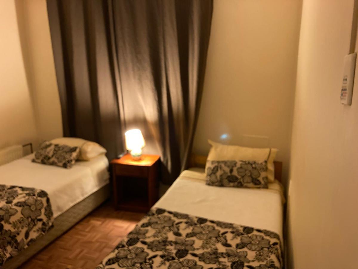 Hostal Hellen Puerto Natales Zewnętrze zdjęcie