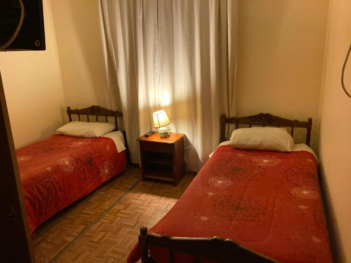 Hostal Hellen Puerto Natales Zewnętrze zdjęcie